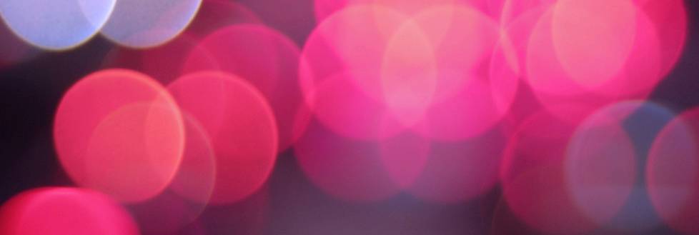 Blurry image of pink lights.overlapping circles